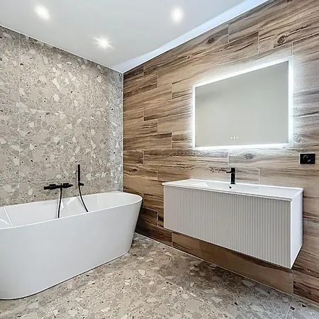 Pineda - Luxe Piscine & Nature *